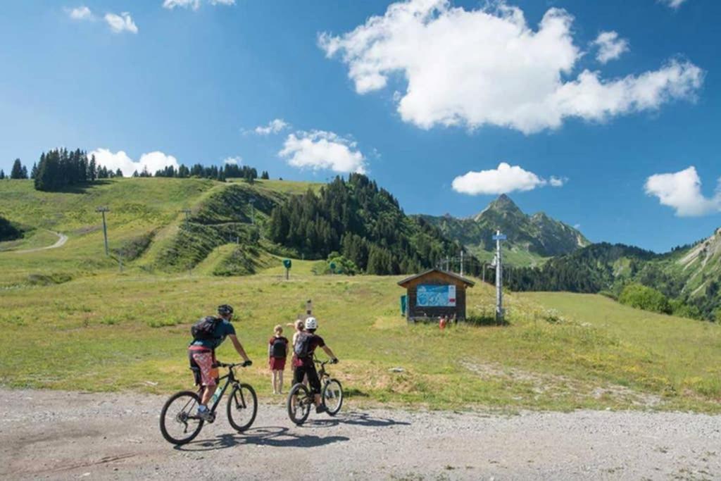 L'Enchalpe, Grand Et Lumineux Studio Avec Coin Montagne 5 Personnes, 60M Des Pistes, Piscine Couverte, Wifi, Grand Balcon Expo Est, Draps Non Compris Saint-Jean-dʼAulps Dış mekan fotoğraf