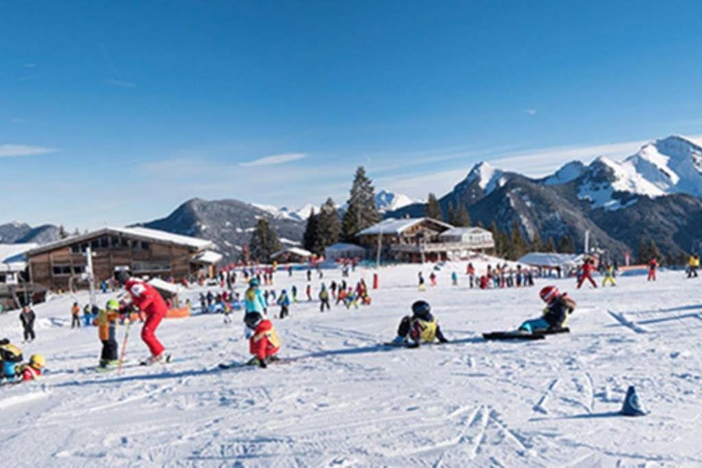 L'Enchalpe, Grand Et Lumineux Studio Avec Coin Montagne 5 Personnes, 60M Des Pistes, Piscine Couverte, Wifi, Grand Balcon Expo Est, Draps Non Compris Saint-Jean-dʼAulps Dış mekan fotoğraf